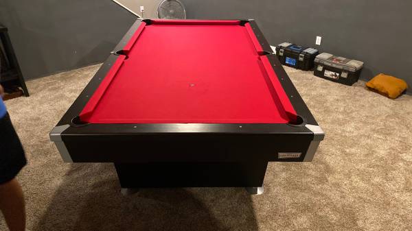 Billiards Table Service