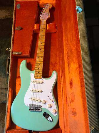 2012 Fender 57′ AVRI Stratocaster American Vintage Reissue Surf Green