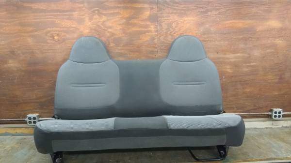 99-2008 Ford F-250/350 Super Duty Bench Seat. Rebuilt