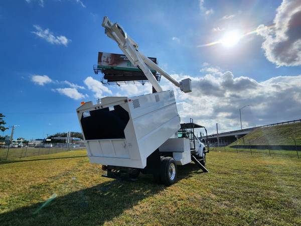 2010 FORD F-750 TEREX FORESTRY BUCKET TRUCK 60FT