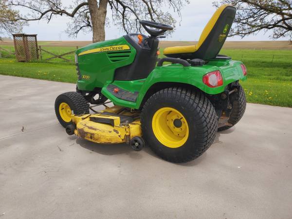 John Deere X720 garden tractor 62″ lawn mower deck