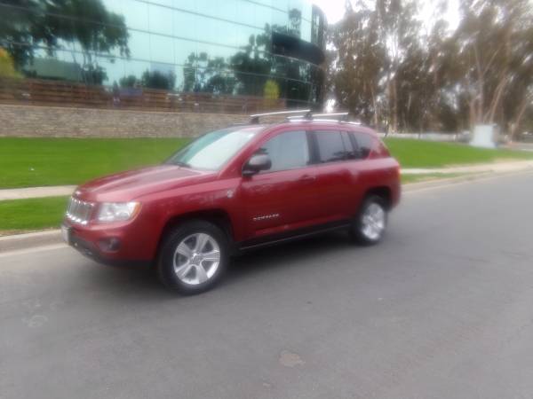 2012 JEEP COMPASS LATITUDE SPORT——DEALER SPECIAL——-ONE OWNER–