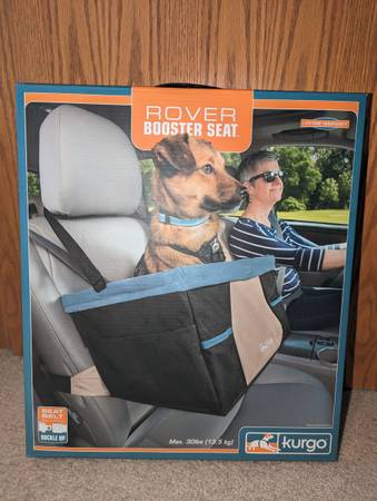 Kurgo Rover Booster Seat, New in Box