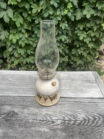 Ceramic pottery oil lamp