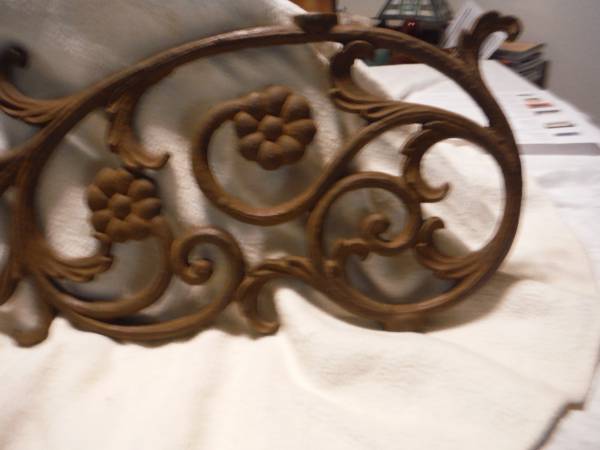 Cast Iron Wall Decor