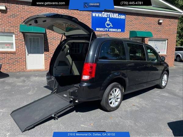 2015 *Chrysler* *Town* ** *Country* *haNDICAP* WHEELCHAIR ACCESSIBLE