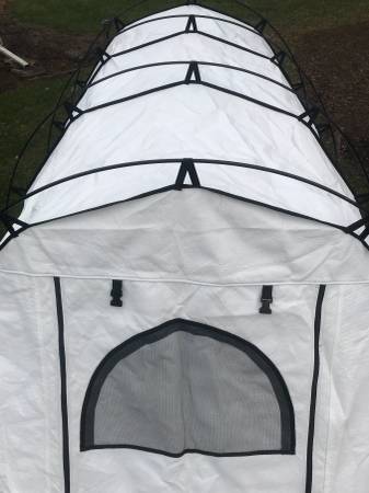 Arctic Oven Pipeline Tent and Stove