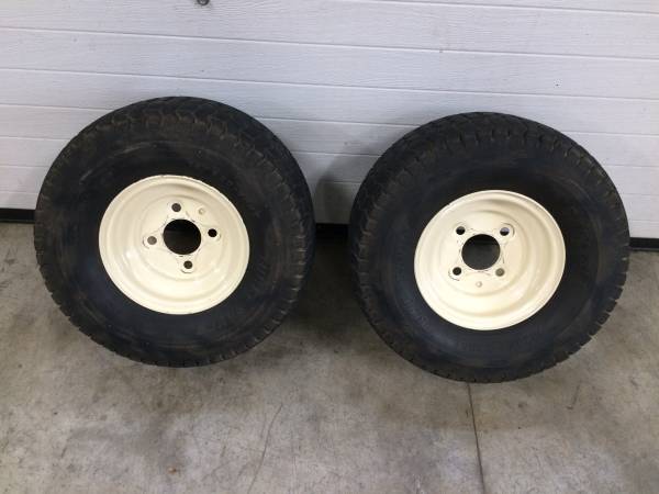 Cub Cadet Z Force 50 Pair of Wheels and Tires 01009828