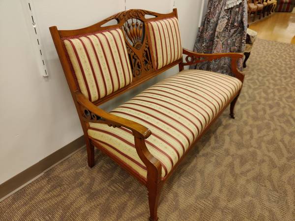 Victorian Settee