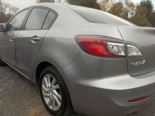 2012 MAZDA 3