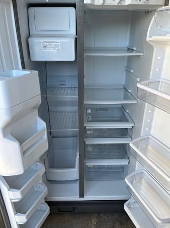 Whirlpool side by side refrigerator