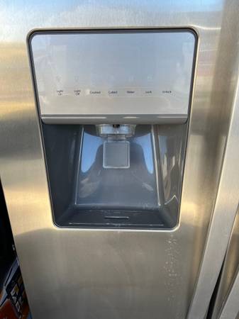 Whirlpool side by side refrigerator