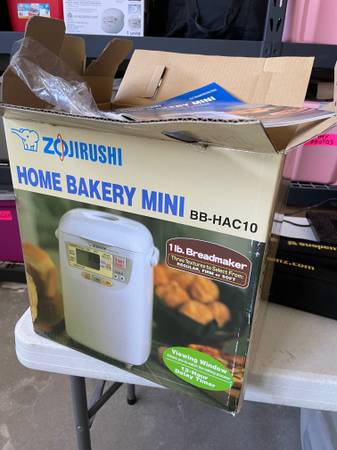 Zojirushi BB-HAC10 Home Bakery Breadmaker