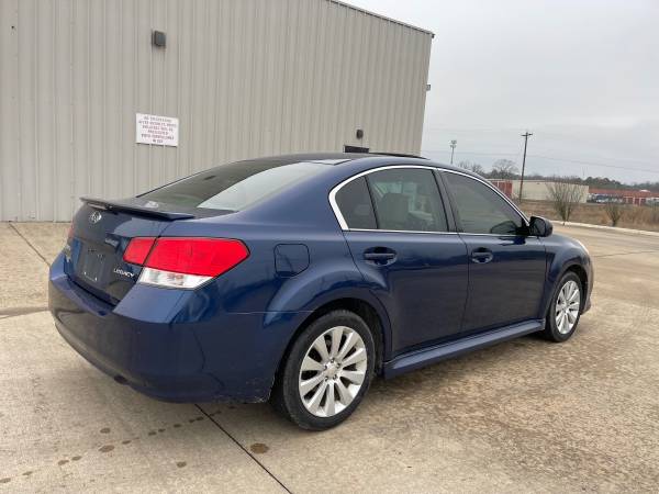 2011 SUBARU LEGACY AWD