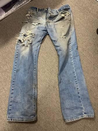 levi jeans