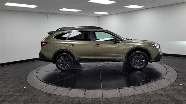 2021 Subaru Outback Onyx Edition XT suv Green